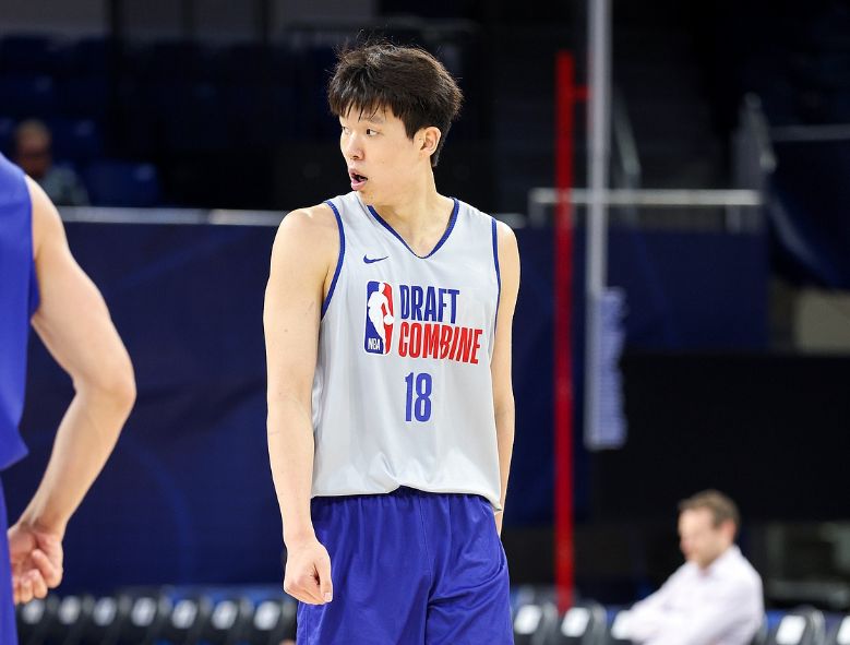 NBA官宣50人退出2025选秀：杨瀚森