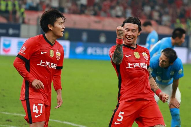海港豪夺中超4连胜！343天首破纪录，8