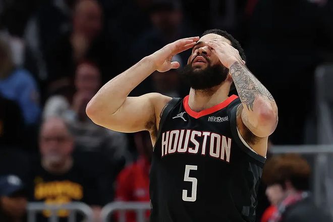 火箭官方噩耗：范弗利特右膝十字韧带撕裂，赛季报销