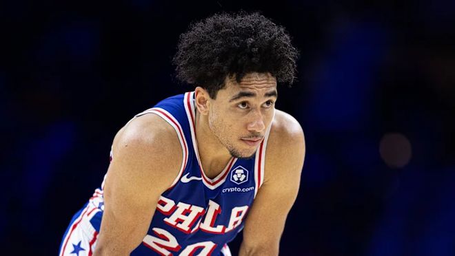 新秀麦凯恩右手拇指韧带撕裂 预计缺阵数周