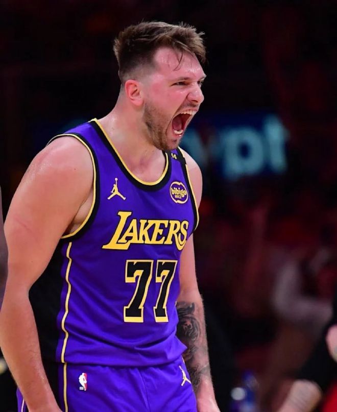 湖人最新伤病报告:东契奇接近复出,詹姆斯